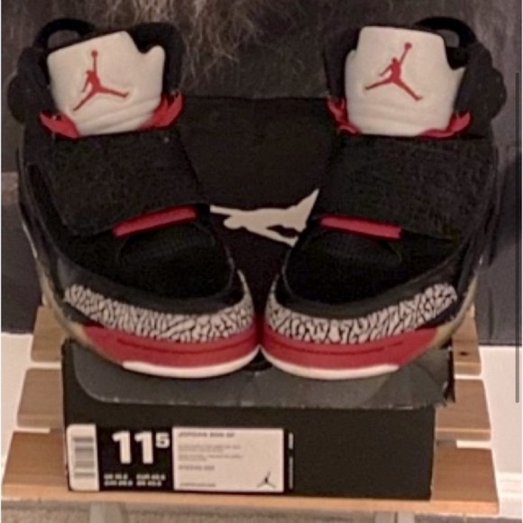 Jordan Son Of Mars Sneakers - Picture 4 of 5